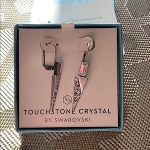 Touchstone crystal by Swarovski earring